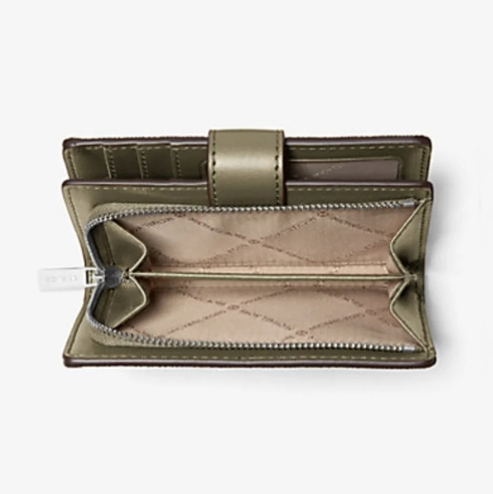 Michael Kors Jet Set Medium Printed Signature Logo Wallet